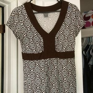 Ann Taylor v neck super soft blouse